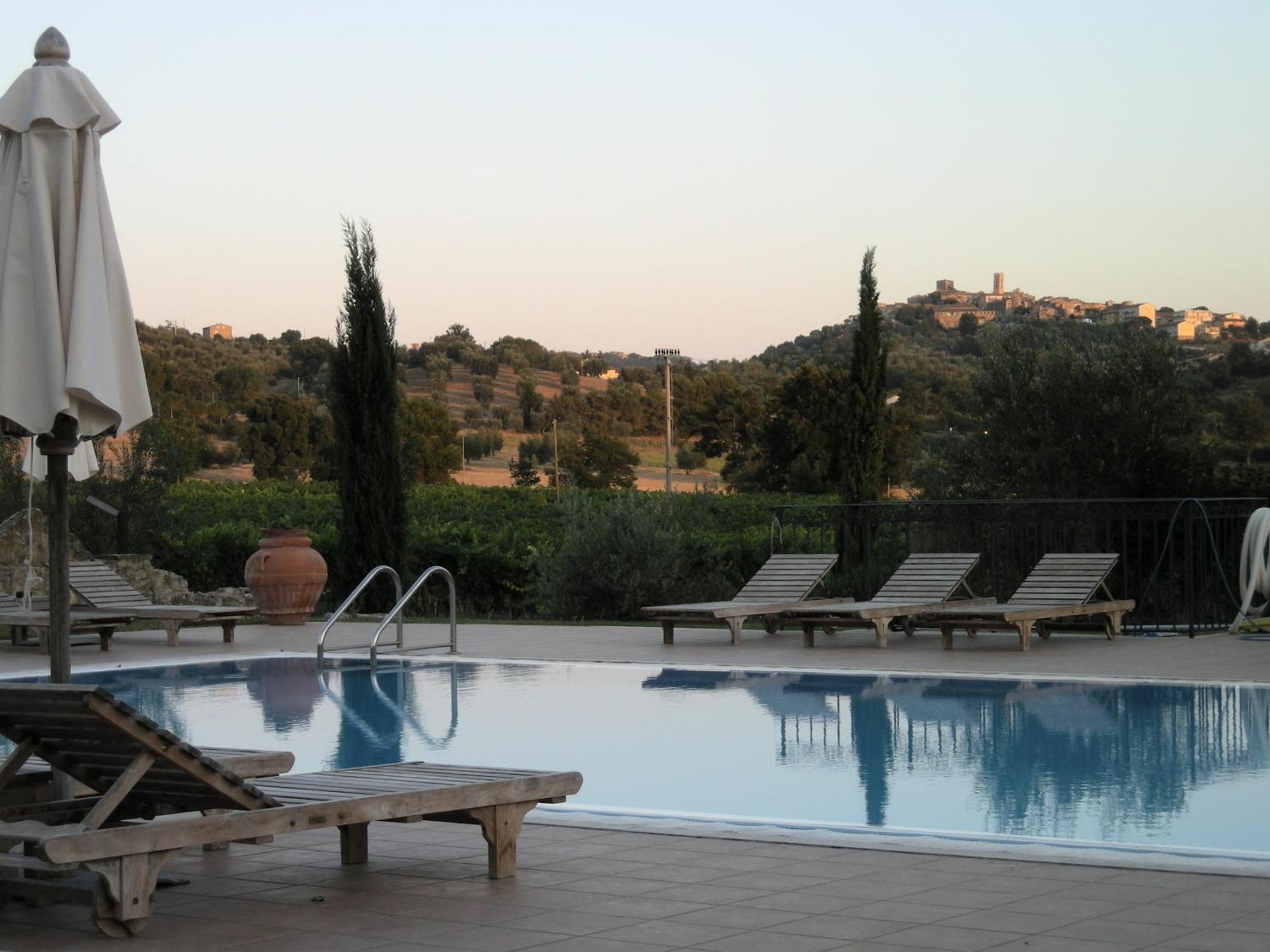 Villa Acquaviva Wine Resort مونتيميرانو المظهر الخارجي الصورة