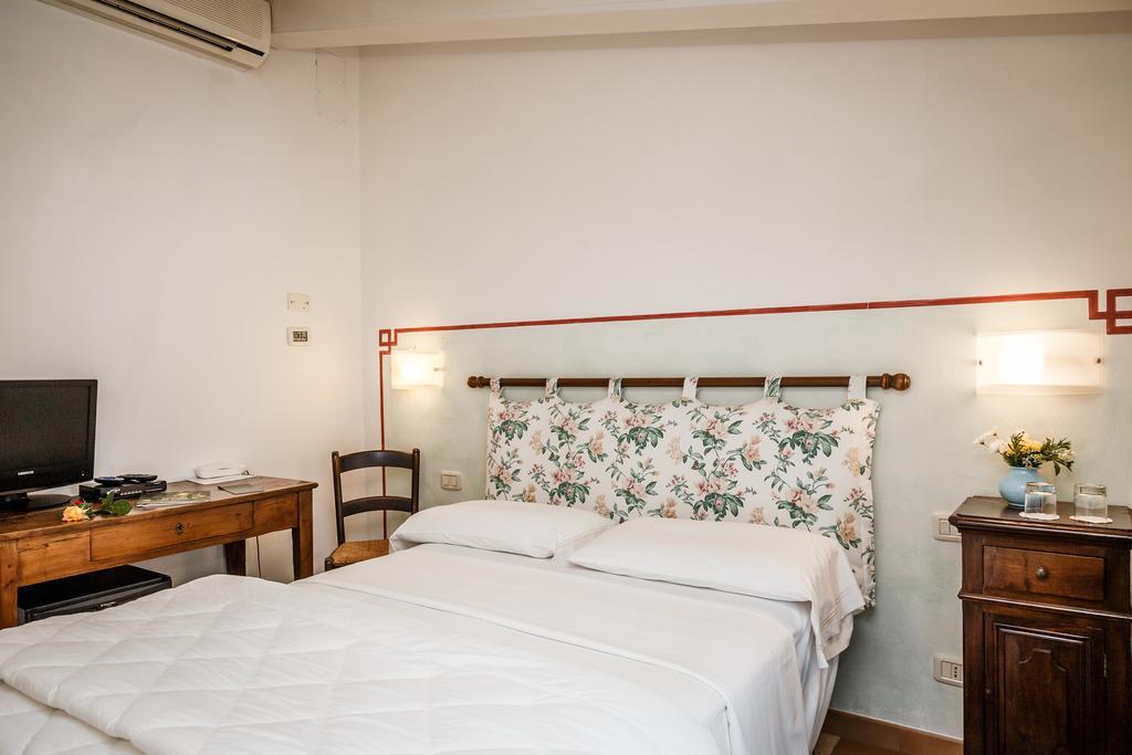 Villa Acquaviva Wine Resort مونتيميرانو المظهر الخارجي الصورة