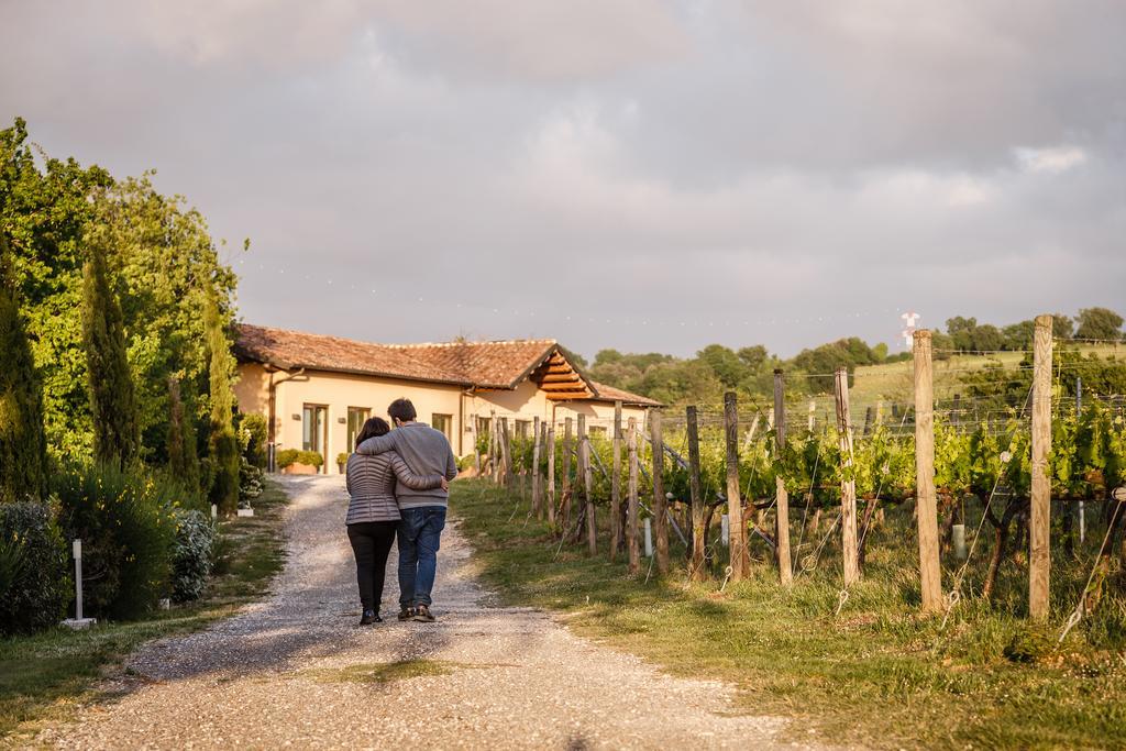 Villa Acquaviva Wine Resort مونتيميرانو المظهر الخارجي الصورة