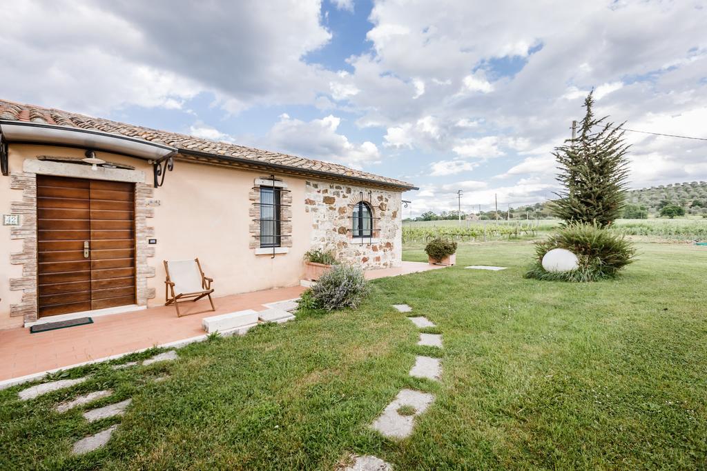 Villa Acquaviva Wine Resort مونتيميرانو المظهر الخارجي الصورة