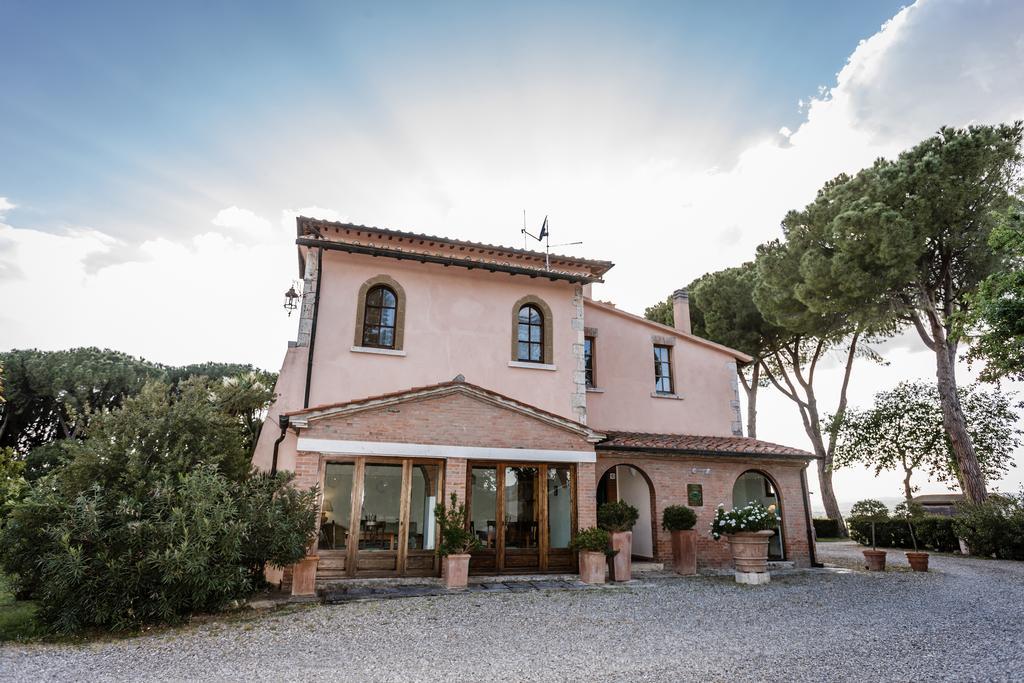 Villa Acquaviva Wine Resort مونتيميرانو المظهر الخارجي الصورة