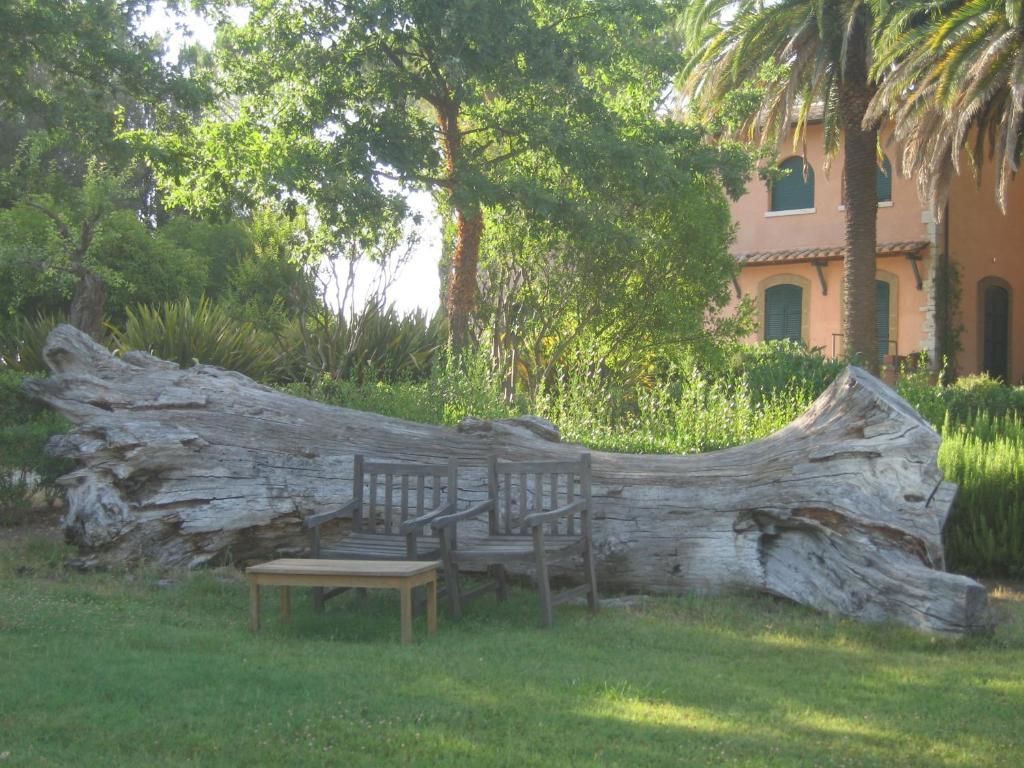 Villa Acquaviva Wine Resort مونتيميرانو المظهر الخارجي الصورة